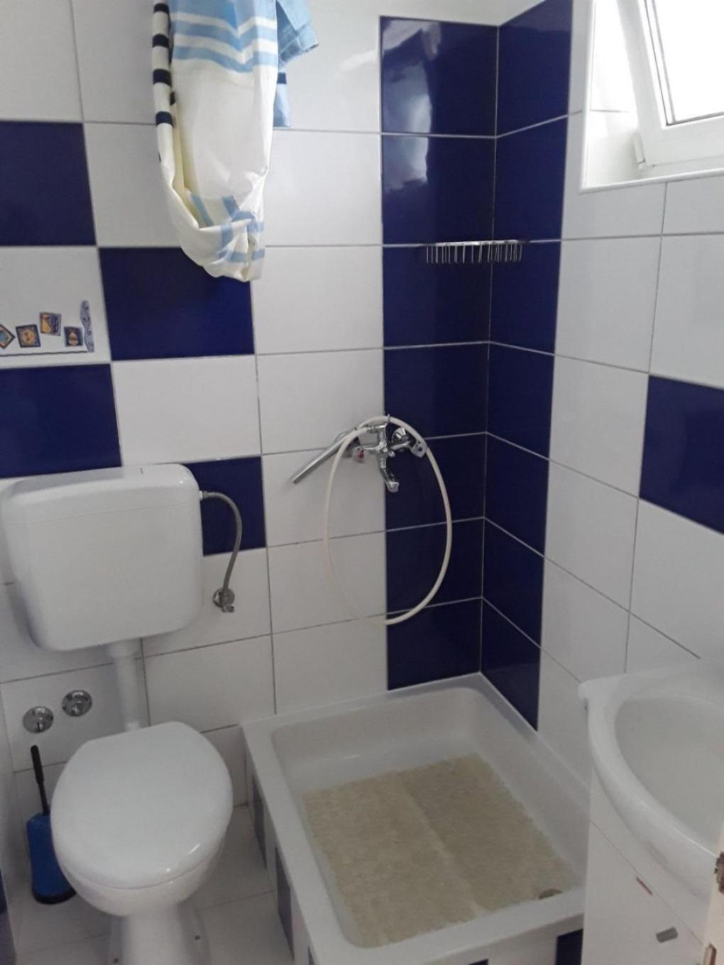 Apartments Frane-20M From Beach Barbat na Rabu Esterno foto