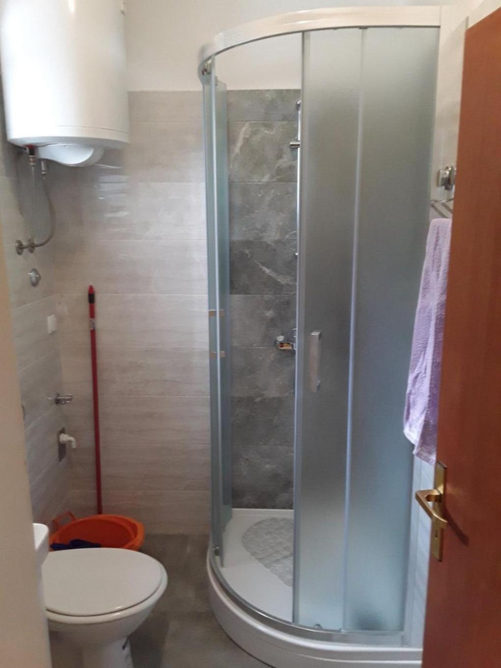 Apartments Frane-20M From Beach Barbat na Rabu Esterno foto