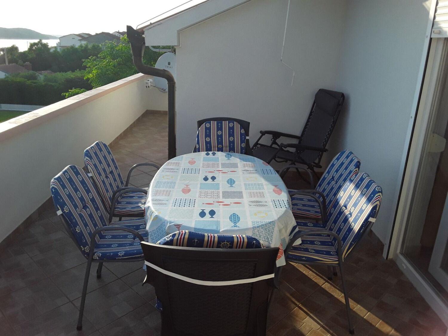 Apartments Frane-20M From Beach Barbat na Rabu Esterno foto